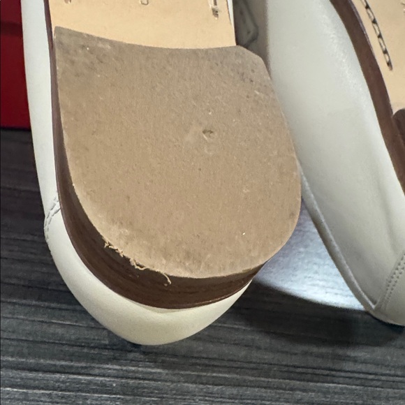 FERRAGAMO LOAFERS - Picture 12 of 16